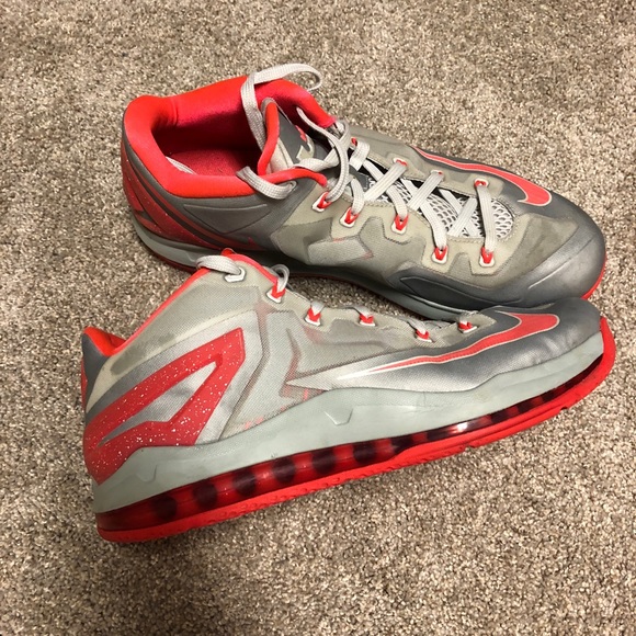 LeBron 11 Lows Laser Crimson Size 12 - Picture 2 of 7